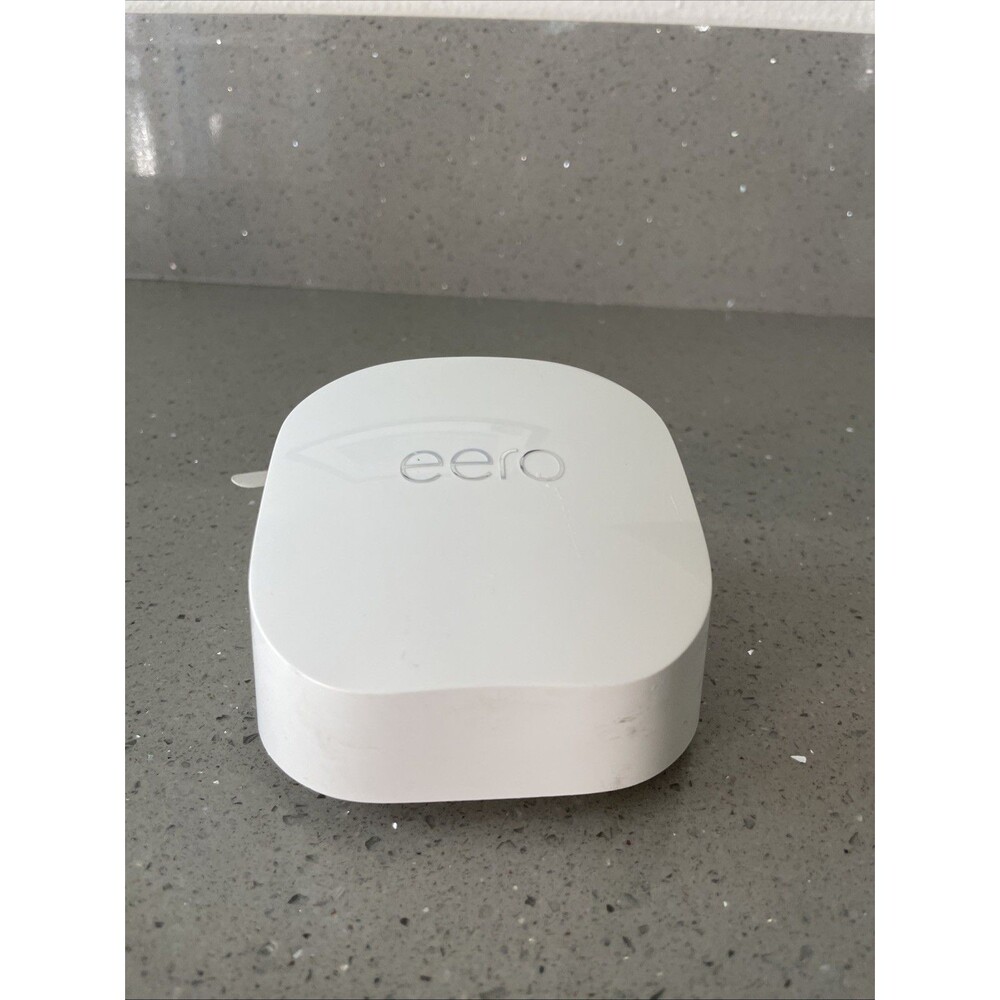EERO 6 + Plus Dual Band Mesh Wi-Fi 6 Router R010001 - Picture 2 of 7